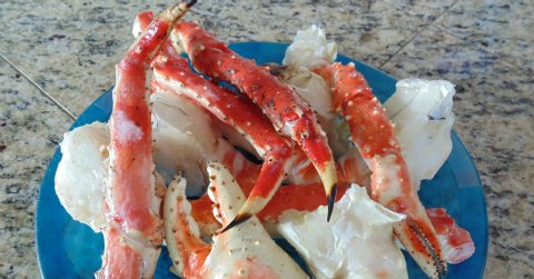 Alaska Red King Crab - 3lb  Package  Broken Leg & Claw Pieces  - Overnight Shipping Included!  